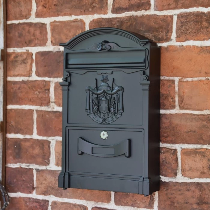 "Midnight Thunder" Dawson Lodge Post Box - 41cm 3 "Midnight Thunder" Dawson Lodge Post Box - 41cm