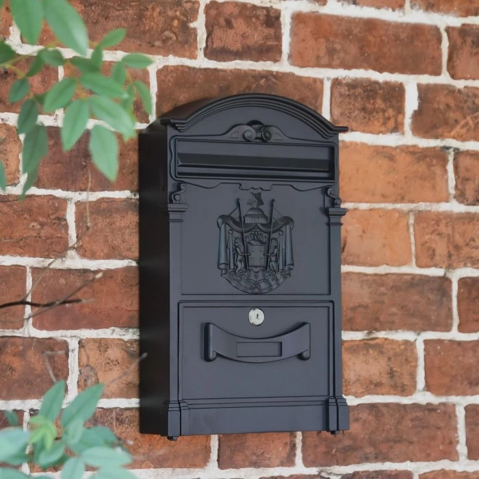 "Midnight Thunder" Dawson Lodge Post Box - 41cm 9 "Midnight Thunder" Dawson Lodge Post Box - 41cm - Image 7
