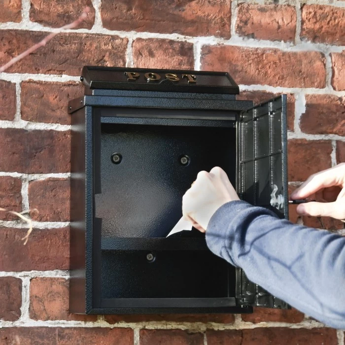 Clover "Oxford" Wall Mounted Post Box 9 Clover "Oxford" Wall Mounted Post Box - Image 7