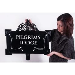 The “Leominster” Sign Post -House Sign Discount Store lamp post cast aluminium sign scale 2