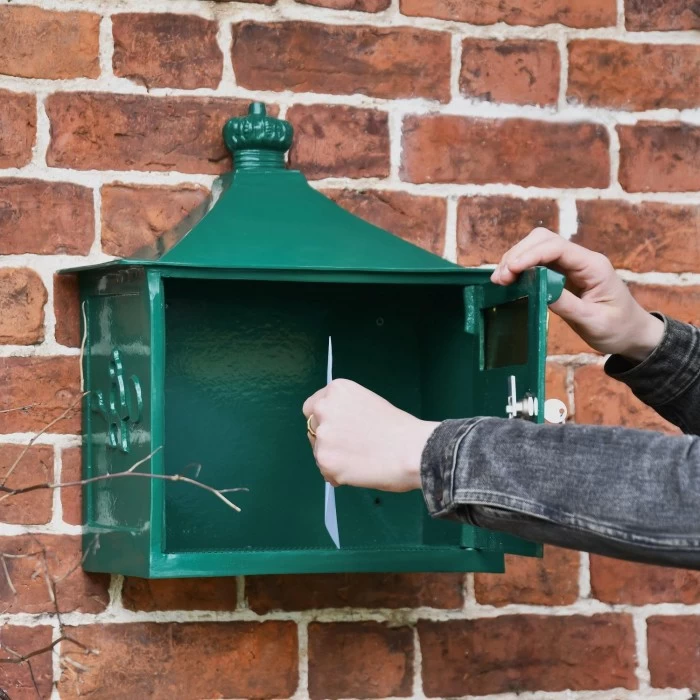 Green "The Suffolk" Post Or Parcel Box 7 Green "The Suffolk" Post Or Parcel Box - Image 5