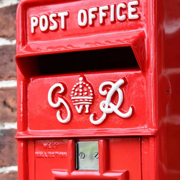 "Redford Keep" Slim King George Post Box 6 "Redford Keep" Slim King George Post Box - Image 4