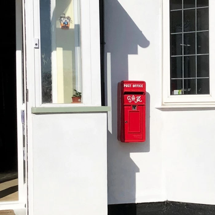 "Redford Keep" Slim King George Post Box 13 "Redford Keep" Slim King George Post Box - Image 11